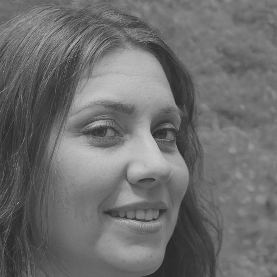 Portrait de Céleste Dubois, experte en finance d'entreprise